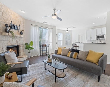 13202 Fawn Valley Dr - Photo Thumbnail 3