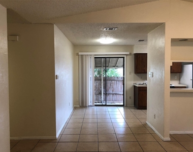 11510 Walnut Ridge Dr - Photo Thumbnail 3
