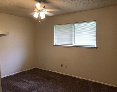 11510 Walnut Ridge Dr - Photo Thumbnail 8