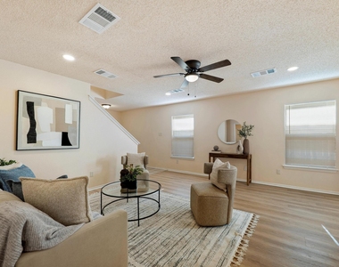 2600 Andres Way - Photo Thumbnail 1