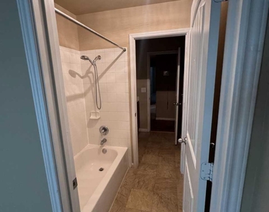 114 Leon River Loop - Photo Thumbnail 18