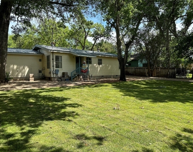 6004 Woodview Ave - Photo Thumbnail 2