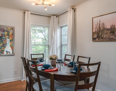 6004 Woodview Ave - Photo Thumbnail 8