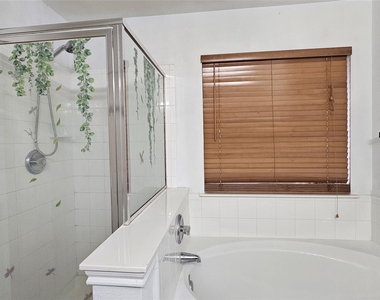 107 Helen Cv - Photo Thumbnail 27