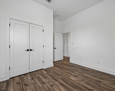 8530 Torrita Dr - Photo Thumbnail 24