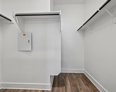 8530 Torrita Dr - Photo Thumbnail 22