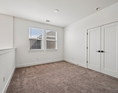 8530 Torrita Dr - Photo Thumbnail 27