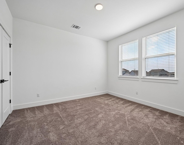 8530 Torrita Dr - Photo Thumbnail 30