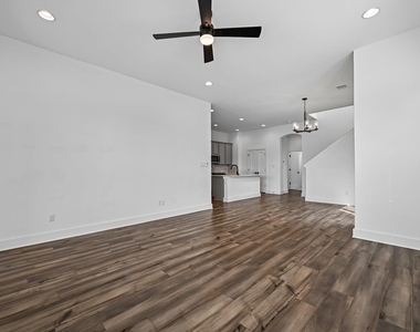 8530 Torrita Dr - Photo Thumbnail 4