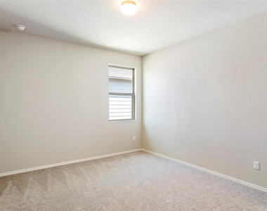 9105 White Coral Dr - Photo Thumbnail 18