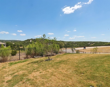 8112 Turning Leaf Cir - Photo Thumbnail 33