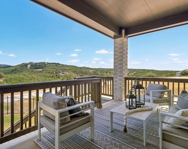 8112 Turning Leaf Cir - Photo Thumbnail 2