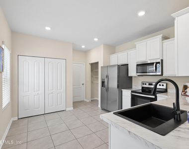 9624 Baylin Court - Photo Thumbnail 12