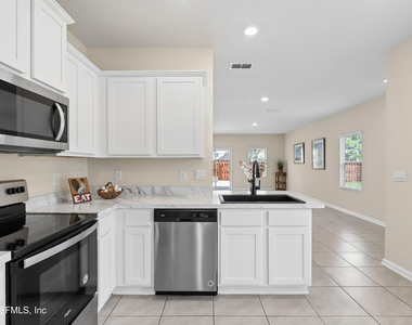 9624 Baylin Court - Photo Thumbnail 10