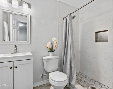 928 Allison Street - Photo Thumbnail 16