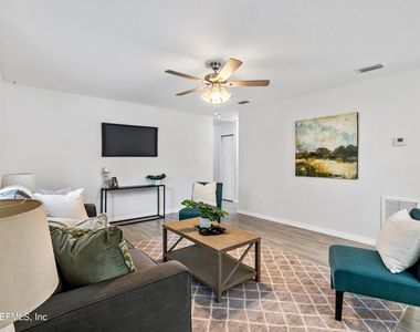 928 Allison Street - Photo Thumbnail 8