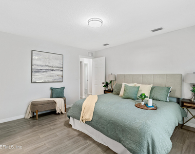 928 Allison Street - Photo Thumbnail 14