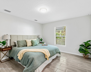 928 Allison Street - Photo Thumbnail 15