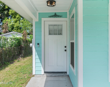 928 Allison Street - Photo Thumbnail 2