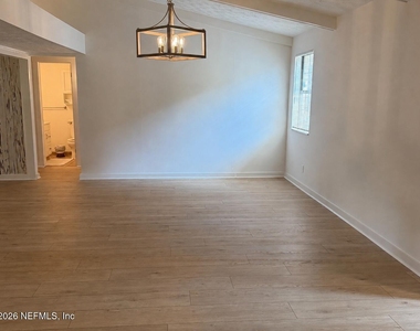 4512 Hartman Road - Photo Thumbnail 3
