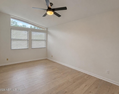 4512 Hartman Road - Photo Thumbnail 11