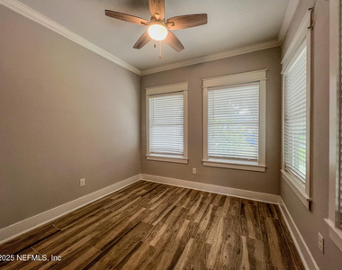 4325 Appleton Avenue - Photo Thumbnail 12