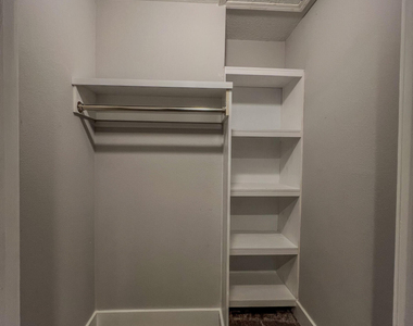 4325 Appleton Avenue - Photo Thumbnail 27