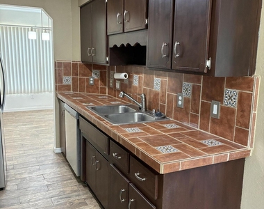 2238 Botany Street - Photo Thumbnail 17