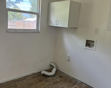 2238 Botany Street - Photo Thumbnail 27