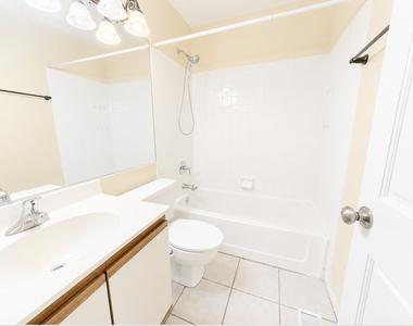 130 Park Ridge Court - Photo Thumbnail 7