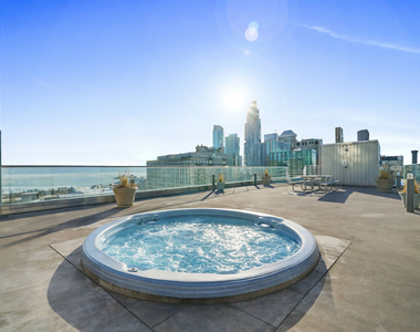 40 E 9th Street - Photo Thumbnail 10