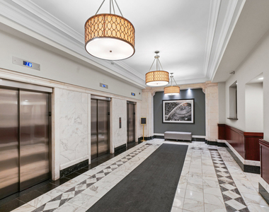 40 E 9th Street - Photo Thumbnail 16