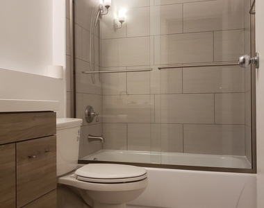 40 E 9th Street - Photo Thumbnail 7