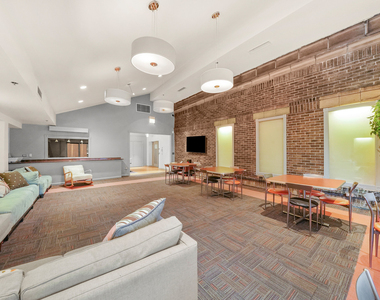 40 E 9th Street - Photo Thumbnail 11