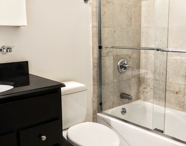 3337 N Halsted Street - Photo Thumbnail 9