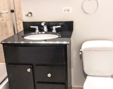 3337 N Halsted Street - Photo Thumbnail 8