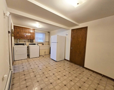 5972 S Archer Avenue - Photo Thumbnail 14