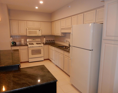 770 Pearson Street - Photo Thumbnail 20