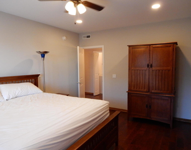770 Pearson Street - Photo Thumbnail 13