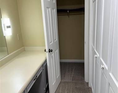3305 Maple Ridge Court - Photo Thumbnail 26