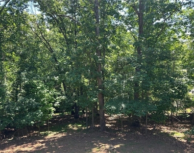 3305 Maple Ridge Court - Photo Thumbnail 32