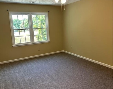 3305 Maple Ridge Court - Photo Thumbnail 23