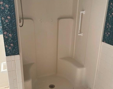 1033 Highway 155 N - Photo Thumbnail 12