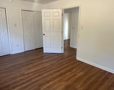 1033 Highway 155 N - Photo Thumbnail 13