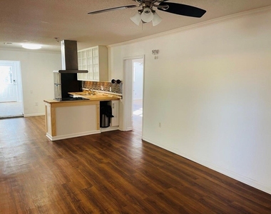 1033 Highway 155 N - Photo Thumbnail 6