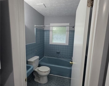 853 Rowland Street - Photo Thumbnail 12