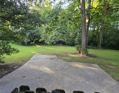853 Rowland Street - Photo Thumbnail 9