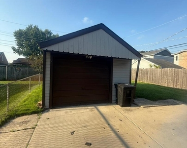 7529 W Rosedale Avenue - Photo Thumbnail 1