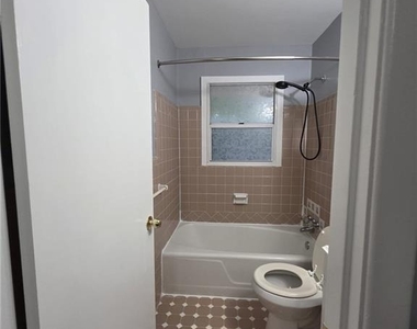 851 Rowland Street - Photo Thumbnail 9