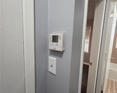 851 Rowland Street - Photo Thumbnail 10